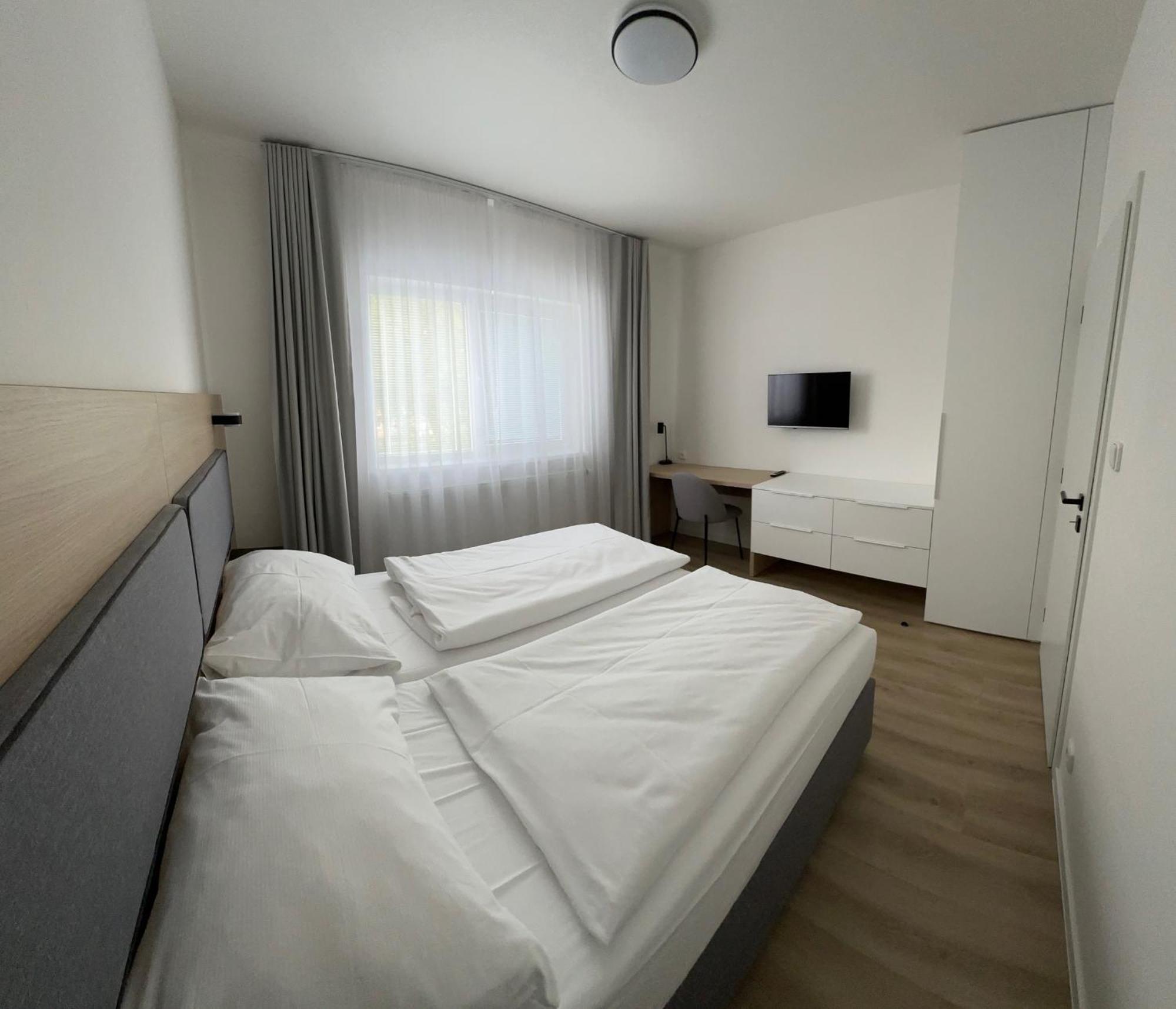 Hotel Kapitol Most Dış mekan fotoğraf