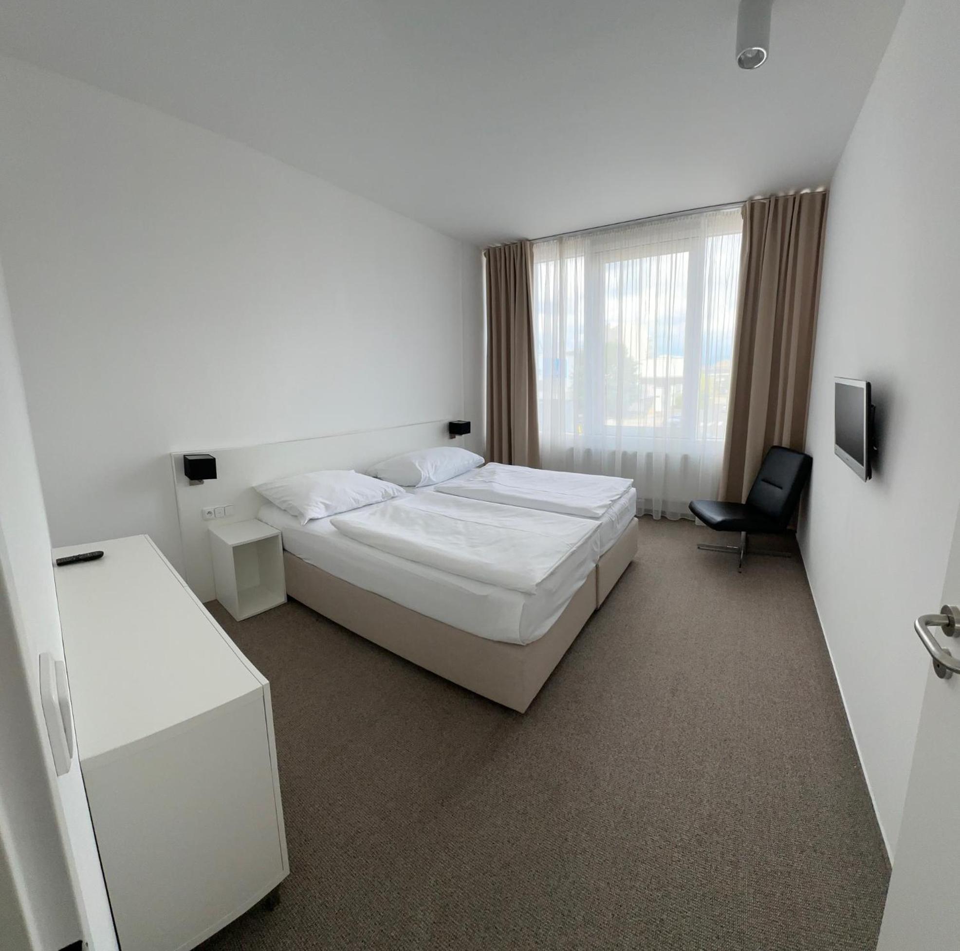 Hotel Kapitol Most Dış mekan fotoğraf