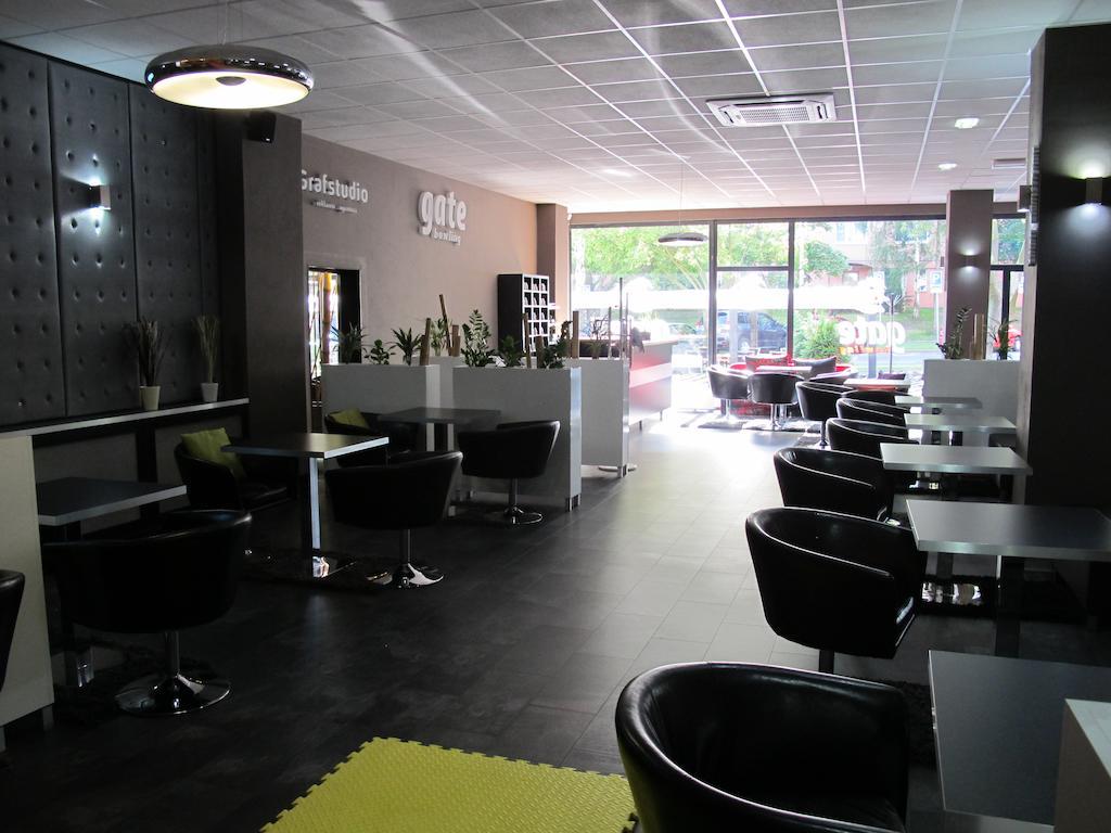 Hotel Kapitol Most Dış mekan fotoğraf